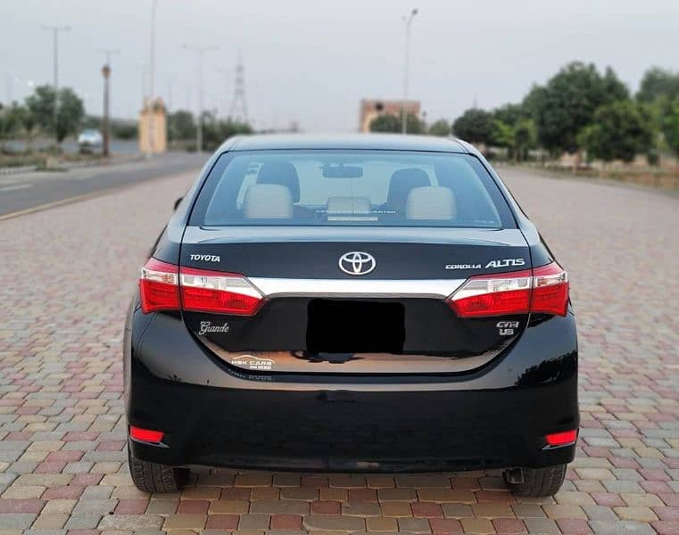 Toyota Corolla Altis Grande 2014 0