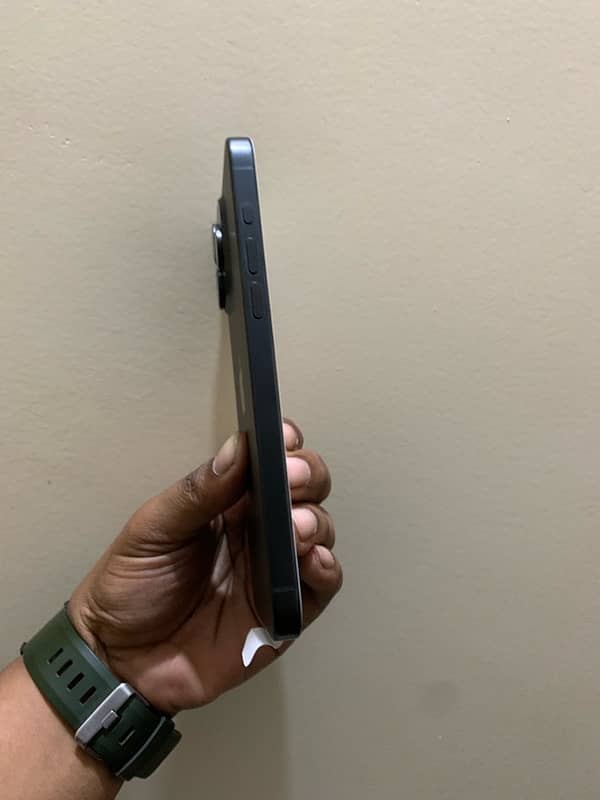 Iphone 15 pro max 256gb Factory unlock 8