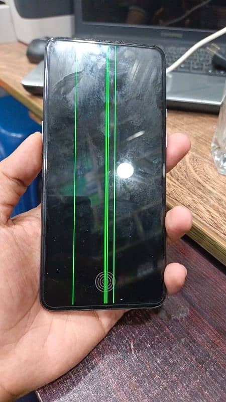 OnePlus 9 8/128 all ok ha Sirf display ma green line 1