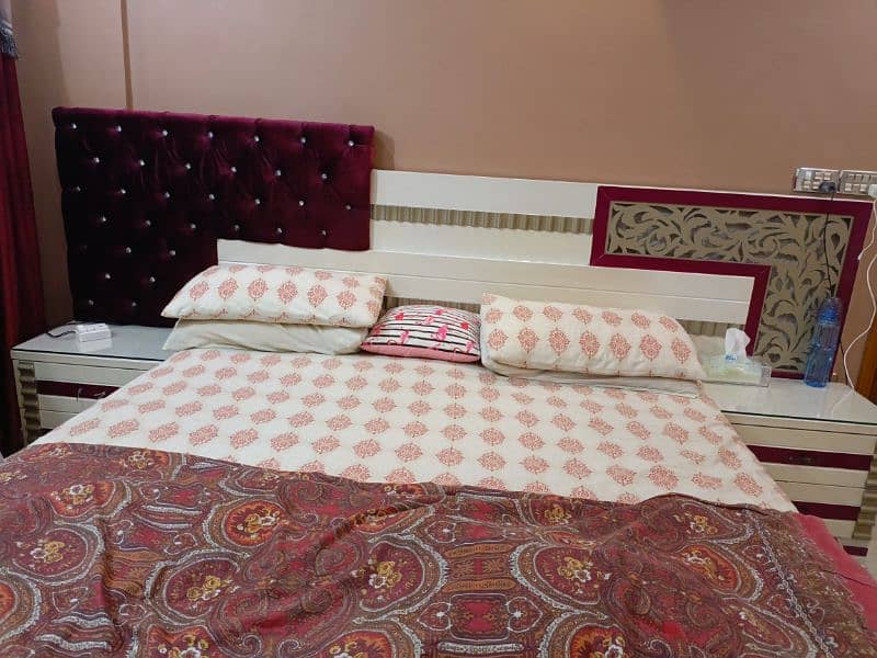 Used King Size Bedset 5