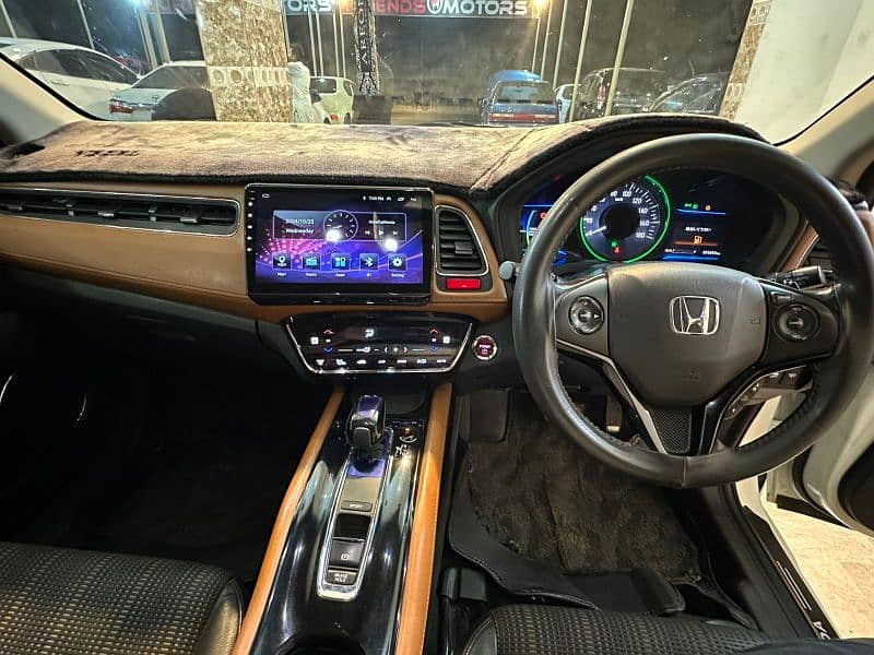 Honda Vezel 2016 8