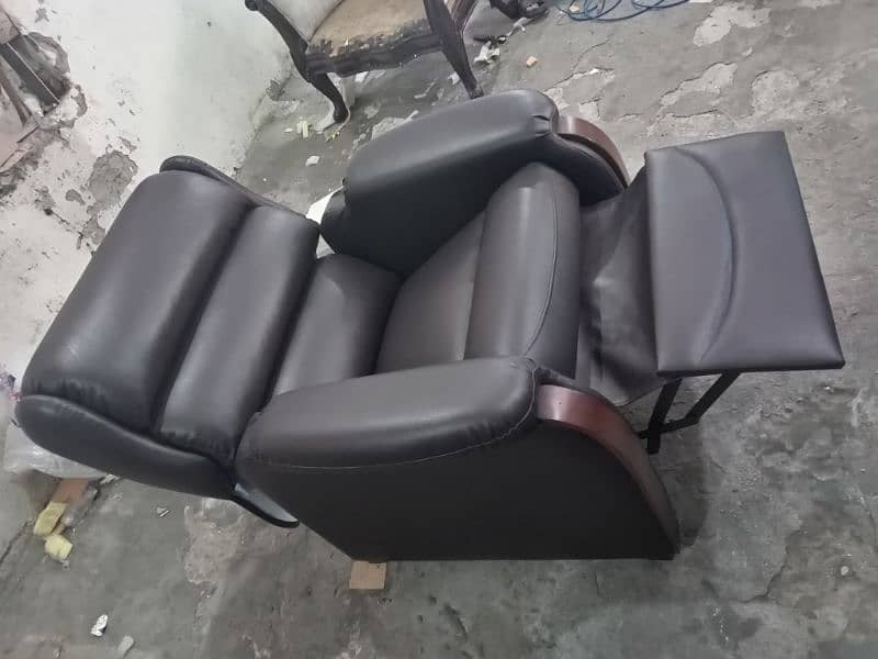 Recliner Very Comfortable Manufacturing All Kinds of Furniture 12