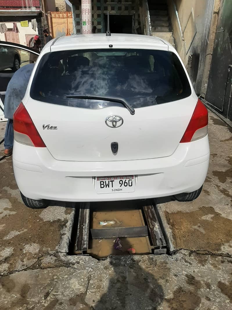 Toyota Vitz 2008 7