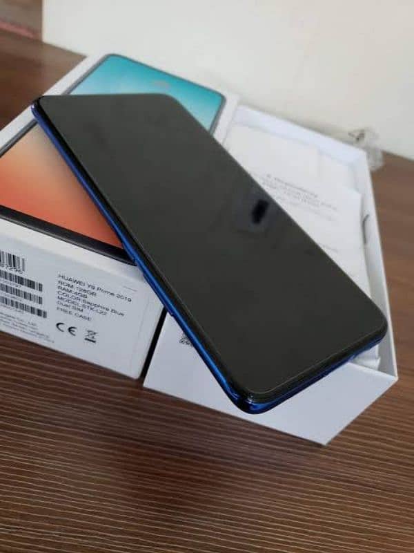 Huawei y9 prime 2019 condition 10by10 all OK phone number 03272266916 4