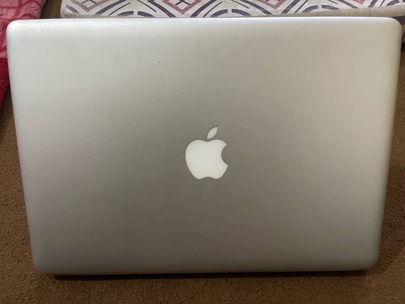 MacBook Pro 2012 0