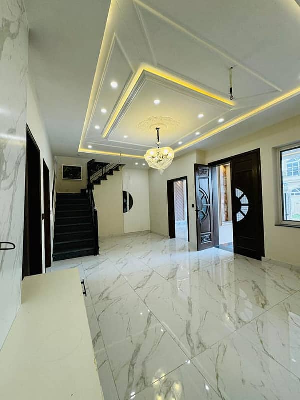 3 Years Instalment Base House In Park View City Lahore 1