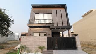 Prime Location House Of 5 Marla Is Available For sale In DHA 9 Town, Lahore 0