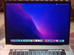 Macbook Pro 2017 | 16 GB | i7