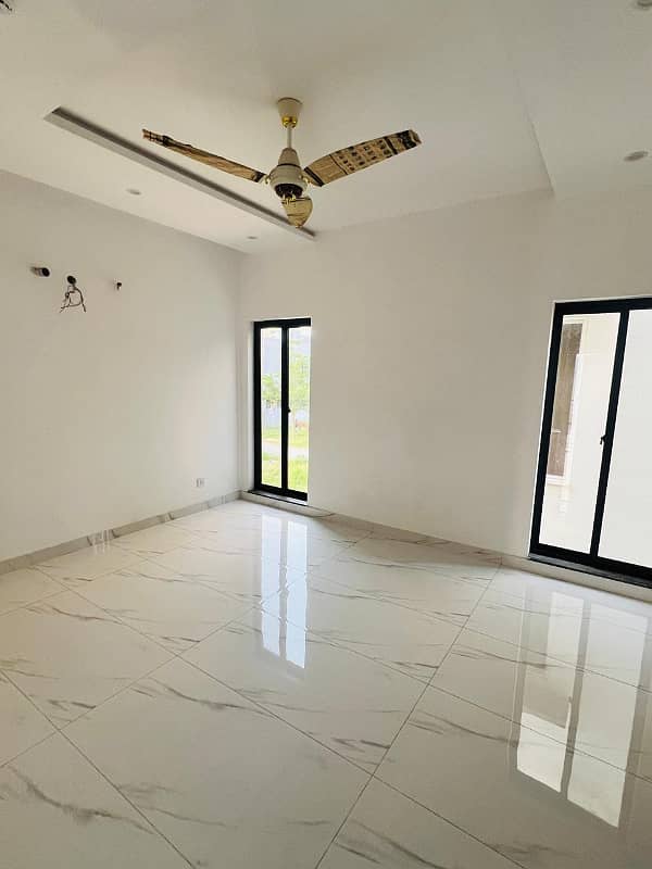 Modern Alivated Low Budget 5 Marla House In DHA For Sale. 13