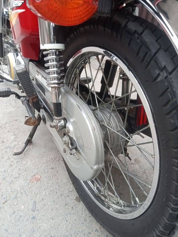 Honda CG 125 Total geniyan family bike 2