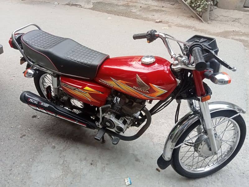 Honda CG 125 Total geniyan family bike 7