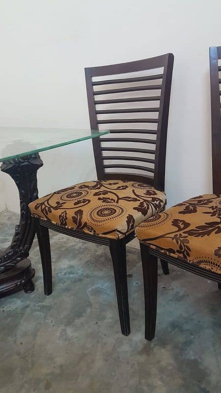 Dinning table for sale 4