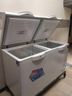 Dawlance Deep Freezer ( 2 door)  for Sale