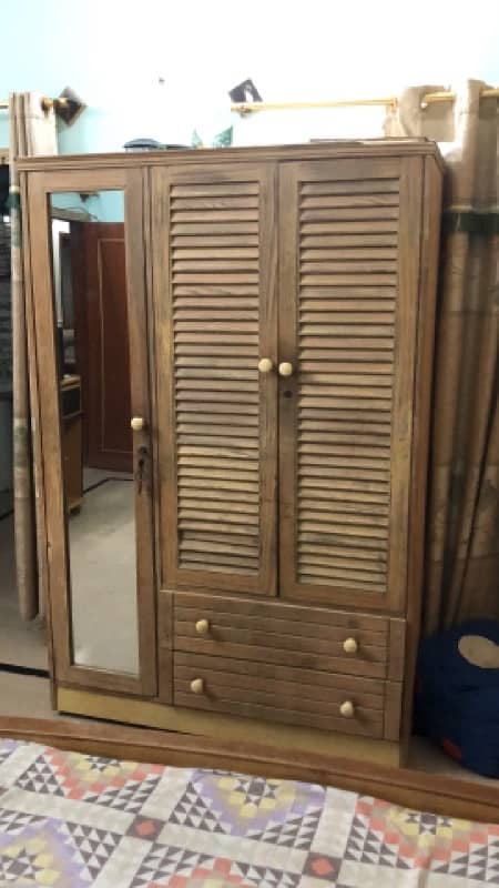 3 door cupboard good condition 0