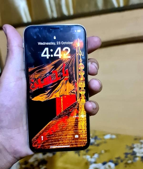 iPhone X 64 gb 10/10 1