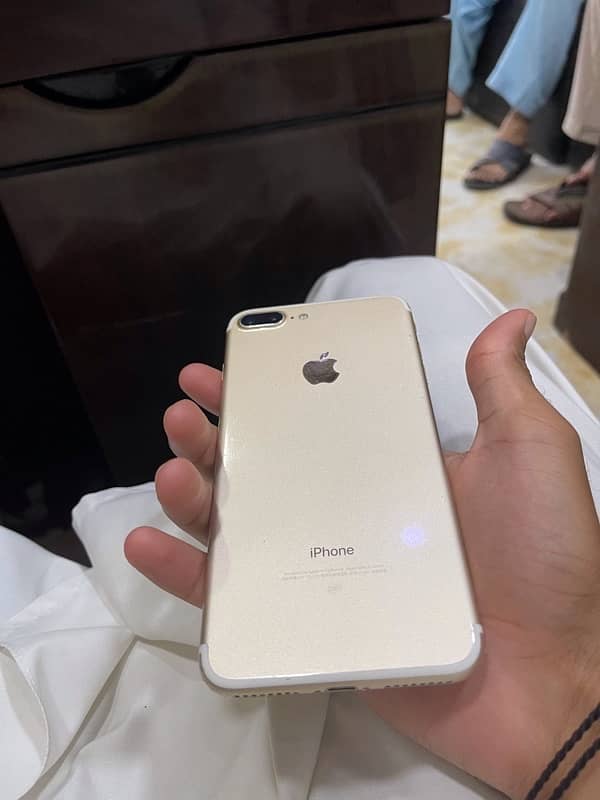 IPHONE 7 PLUS 6