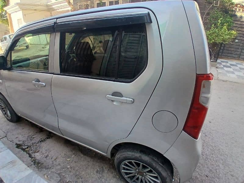 Suzuki Wagon R 2015 6