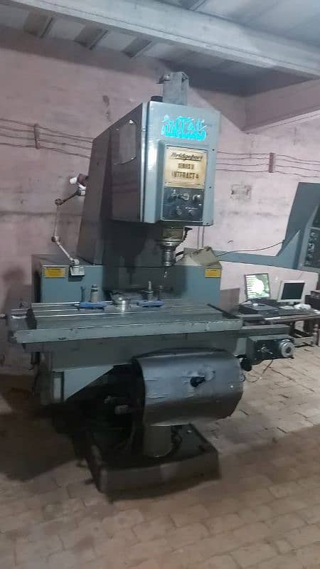 CNC Machine (Bridge Port) Interact 4 1