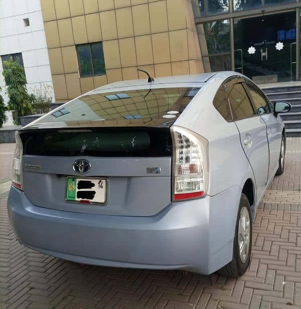 Toyota Prius 2010 3