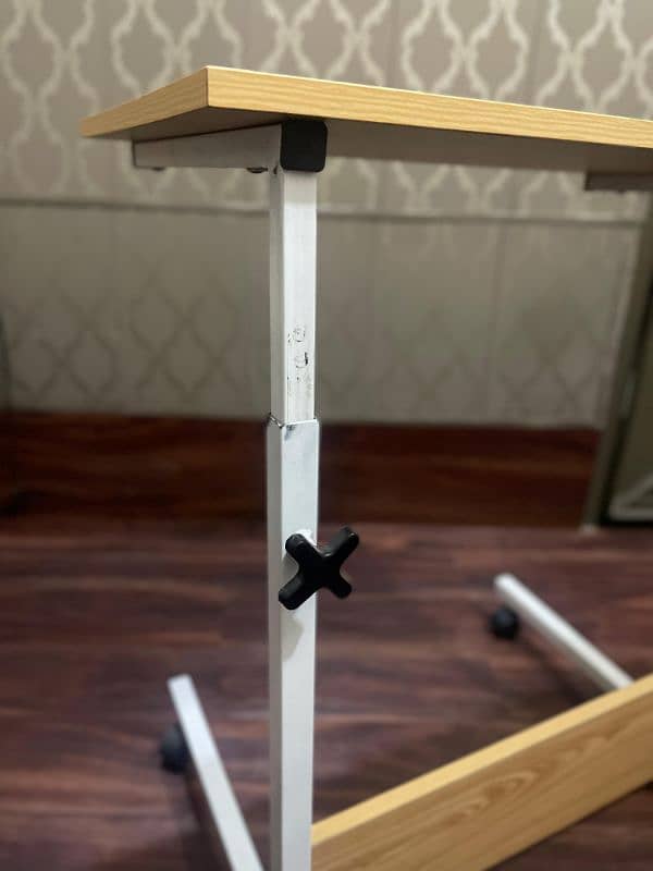 Adjustable Laptop Table Height 24-36 inch 5