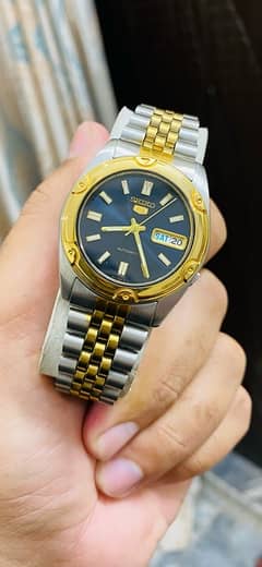 Seiko 5 _ Automatic 0