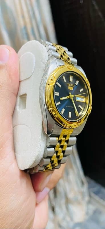 Seiko 5 _ Automatic 7