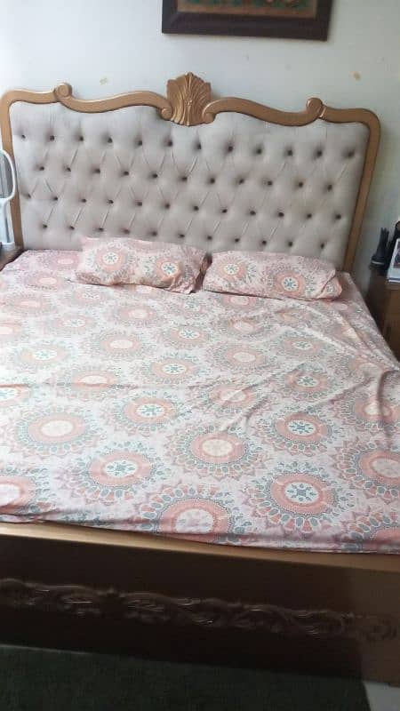 double bed for sale with side table 5