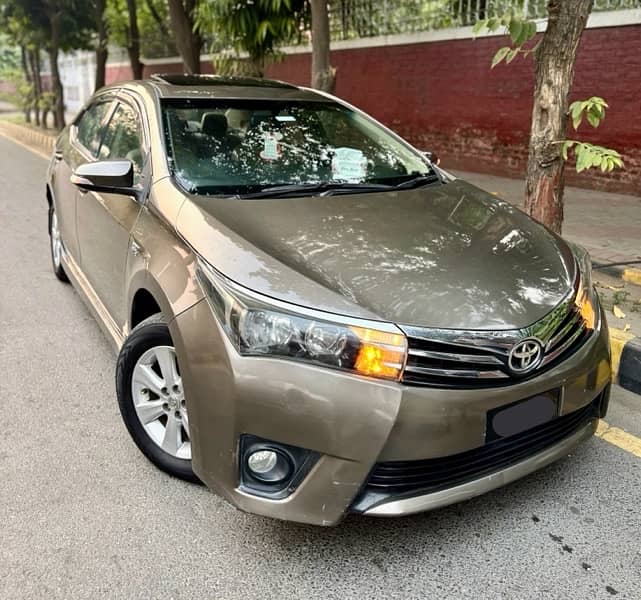 Toyota Corolla Altis Grande 2015 0