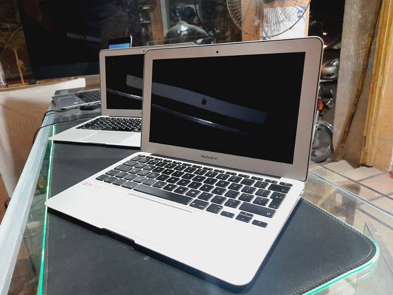 Macbook Air 2011 and 2015 13