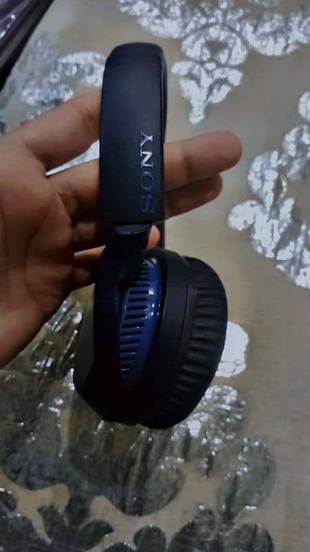 Sony WH-XB700 Wireless Headphones original gurranted ( ONLY KITT ) 1