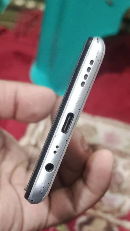 Realme 6i for sell 4