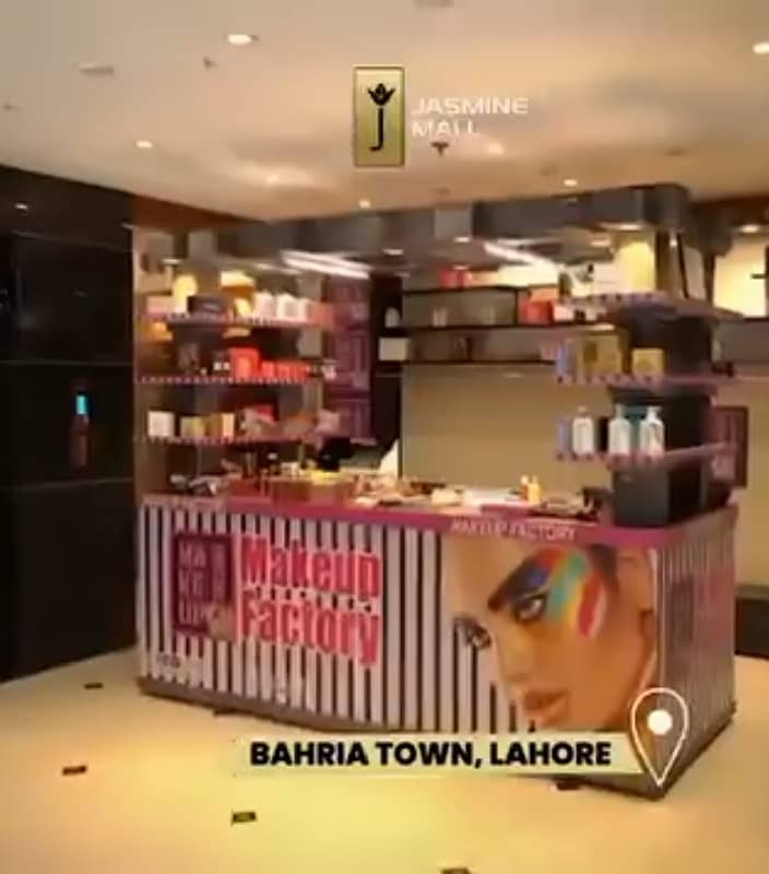 ATTENTION COMMERICAL SHOP IN JASMINE MALL WITH HIGH RENTAL INCOME AVAILABLE FOR SALE IN BAHRIA TOWN LAHORE NEAR TO TALWAR CHOWK 4