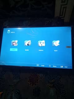 LED simple 32 inch urgent sale all ok with box