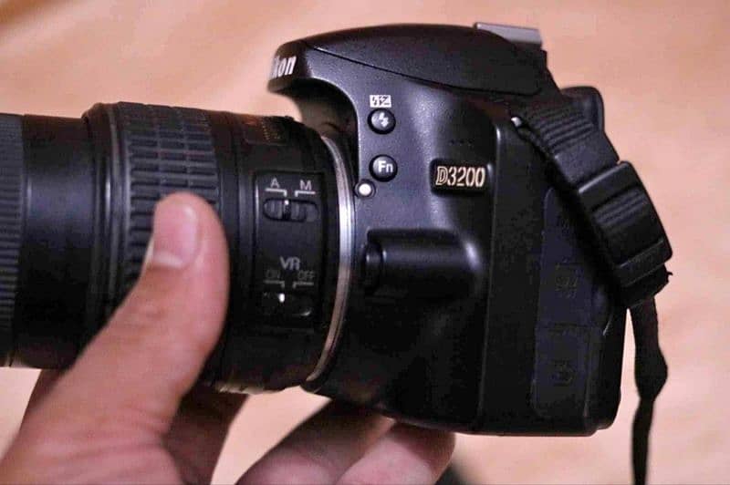 Nikon D3200 with 18-55mm Fresh Condition 1