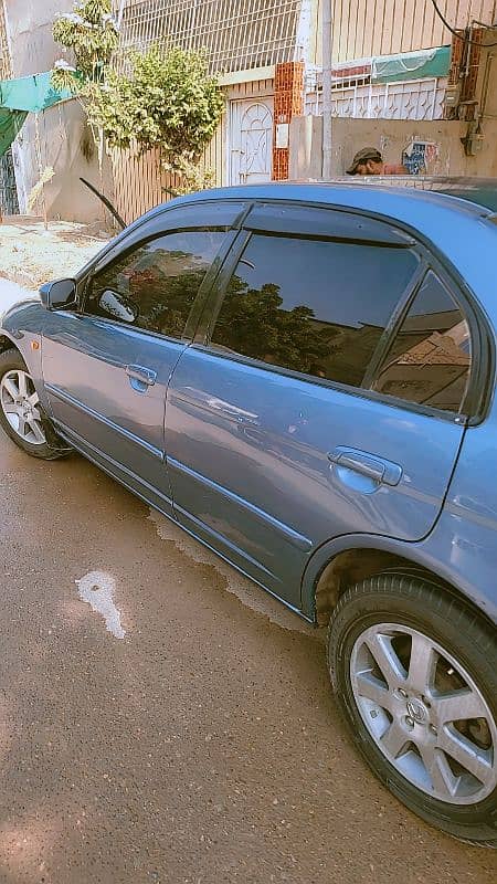 Honda Civic Prosmetic 2005 3