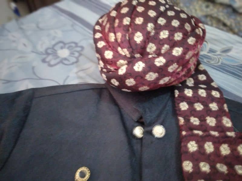 Sherwani (Black) & kulla (Mehroon) 7