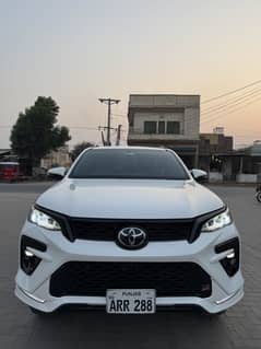 Toyota Fortuner 2024 GR-S