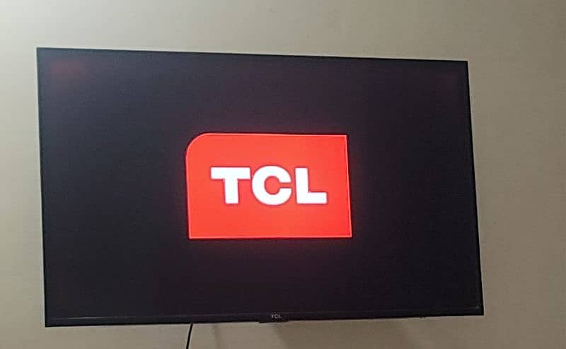 TCL d2900 LCD 40'' 0