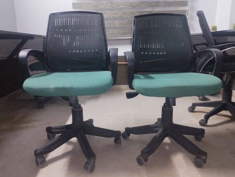 Short Back Gray Office Chairs 0