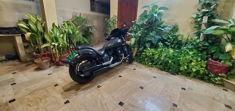 Yamaha Vstar custom 1100 4