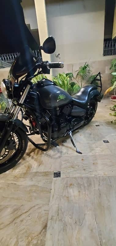 Yamaha Vstar custom 1100 5