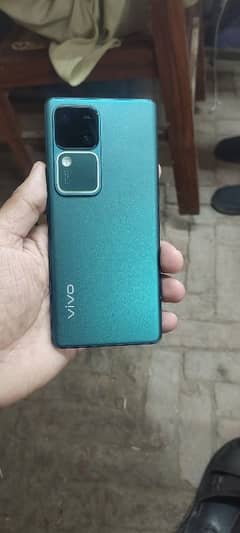 vivo v30 full box in warnty 0