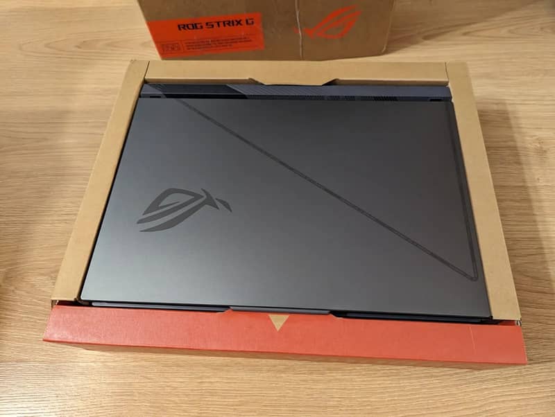 ASUS ROG Strix G16 4080 RTX MUX  FHD i7 13650HX 16GB 512GB 5