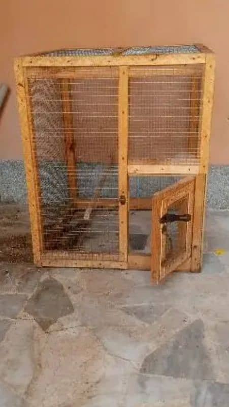 Strong wooden heavy cage 1