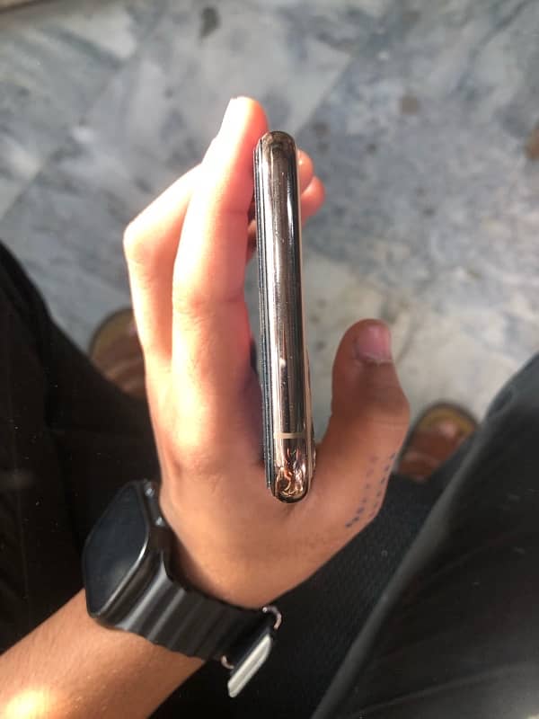 iPhone 11 Pro Max , non pta 4