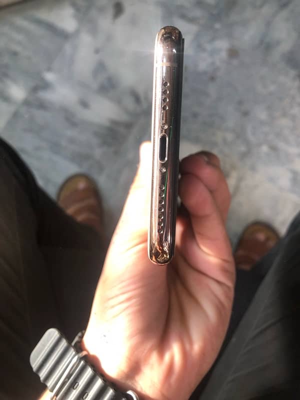 iPhone 11 Pro Max , non pta 5