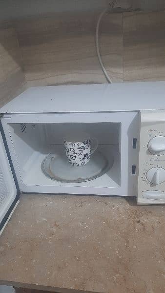 dawlance dw 290 model available in mint condition 2