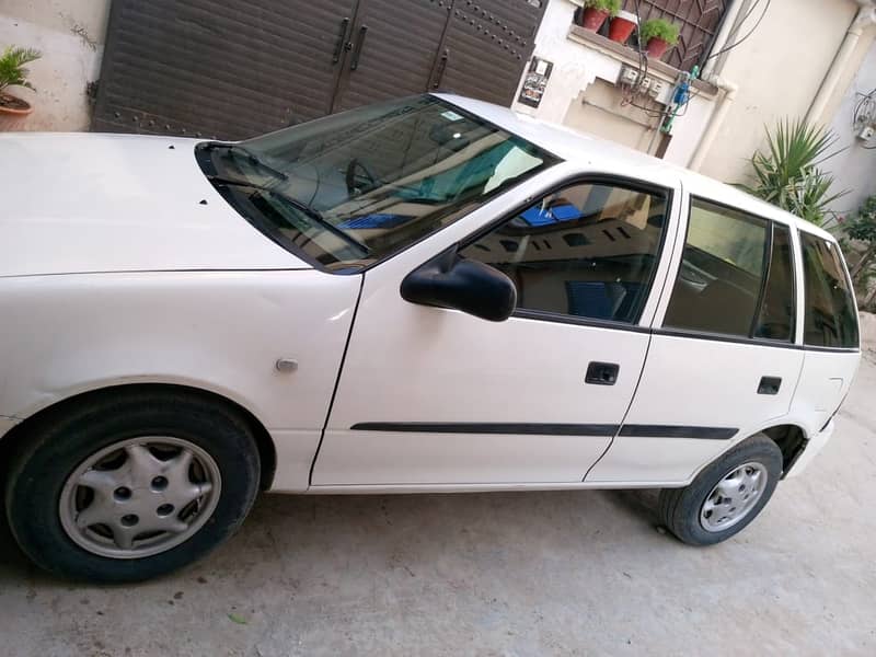 Home used, total genuine and beautiful cultus car is available for sal 4