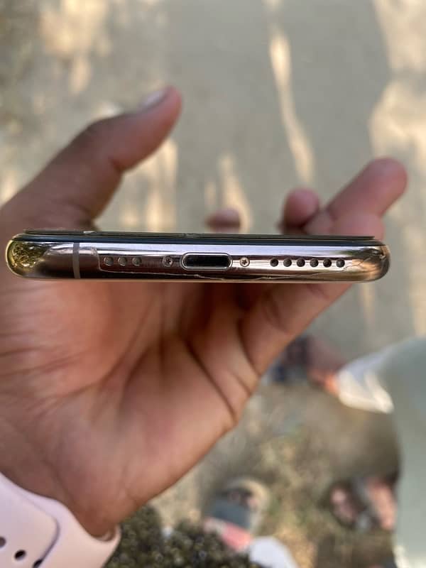 iPhone Xs Non Pta 64Gb For Sale 3