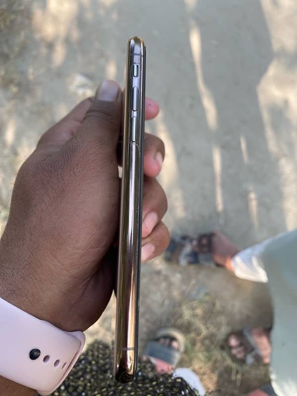 iPhone Xs Non Pta 64Gb For Sale 4